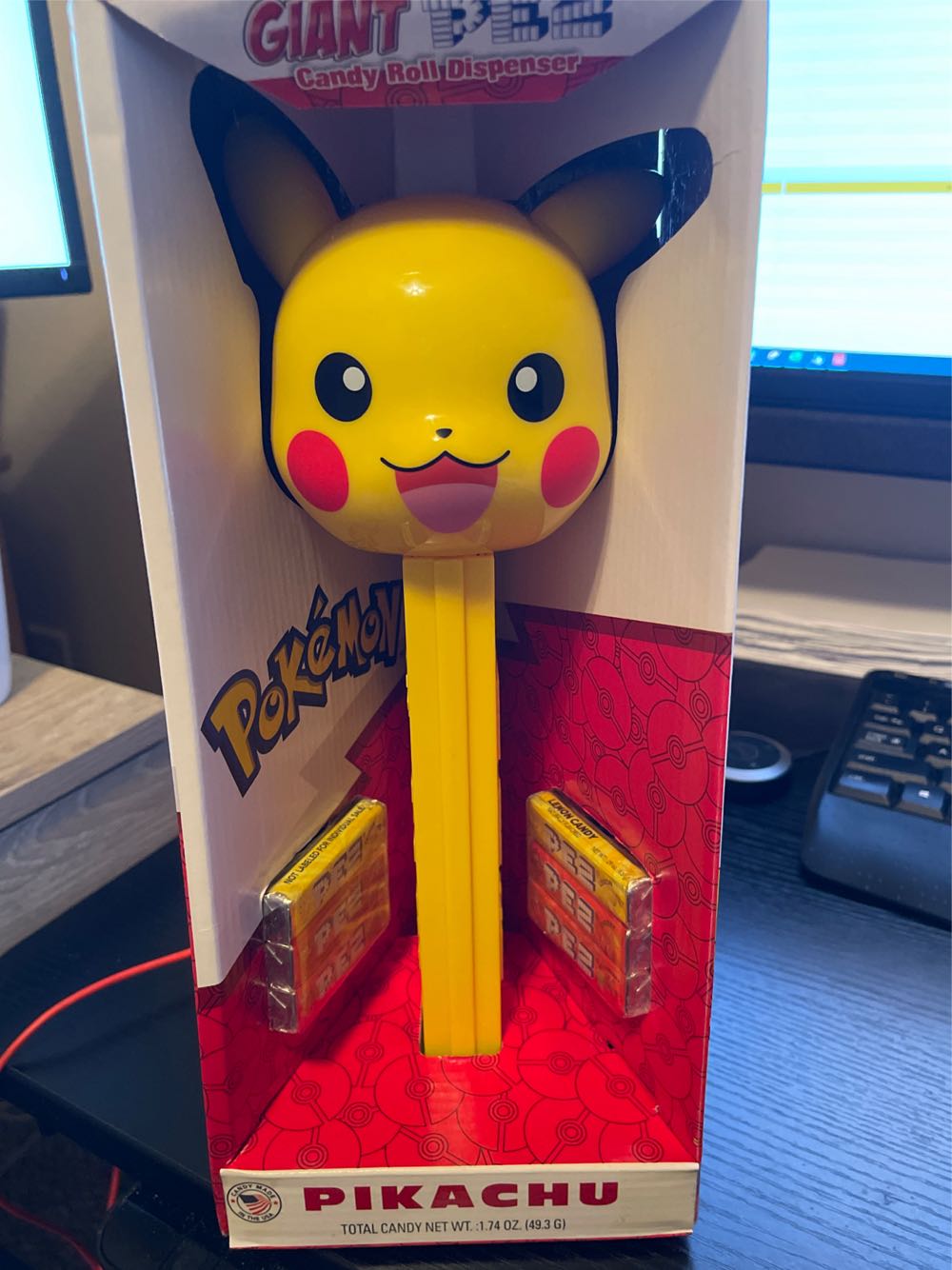 Pokémon - Pikachu Giant - Pokemon pez collectible [Barcode 073621018211] - Main Image 3