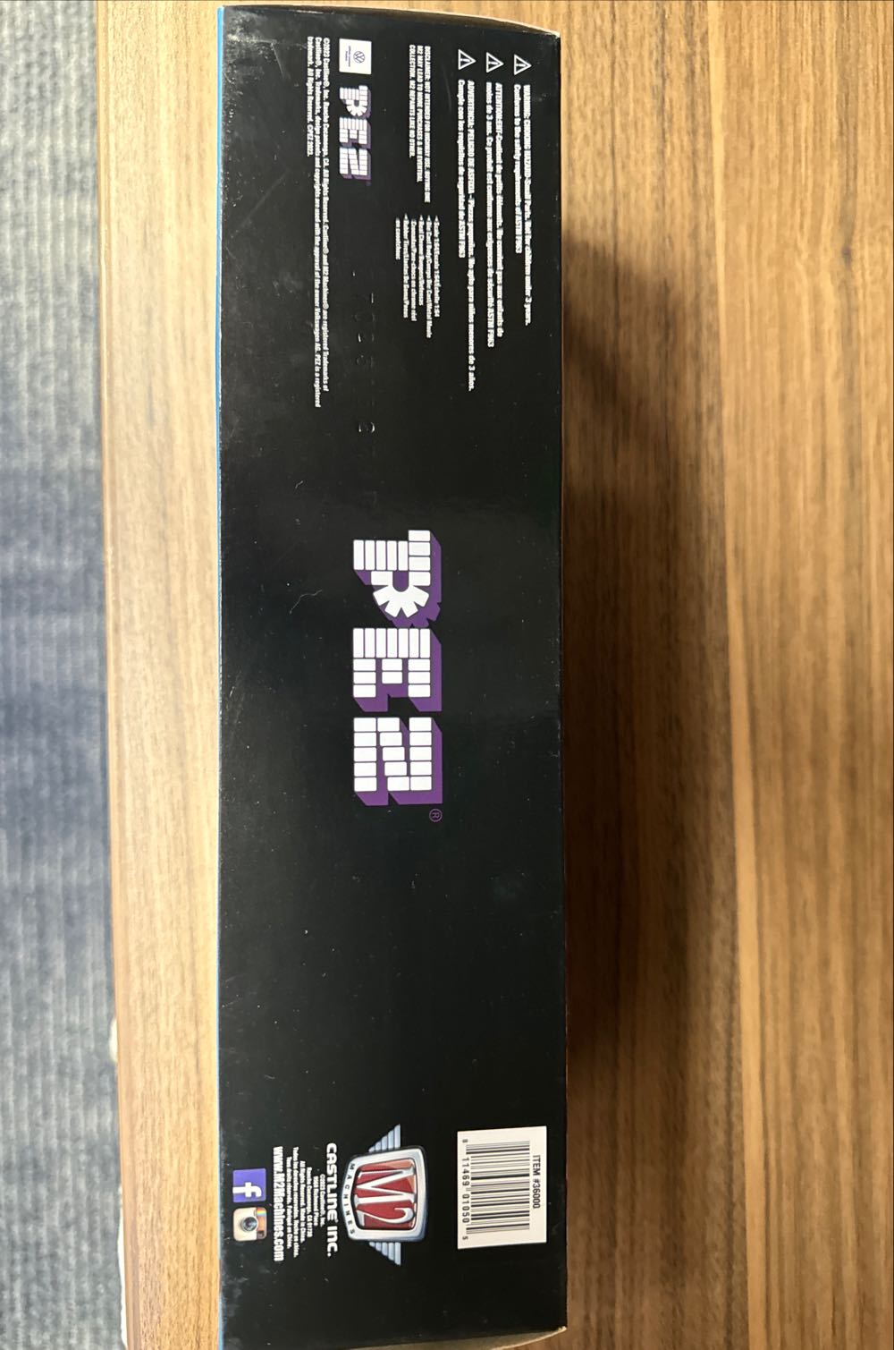 M2 Machines VW Double Cab Truck  pez collectible [Barcode 811469010505] - Main Image 3