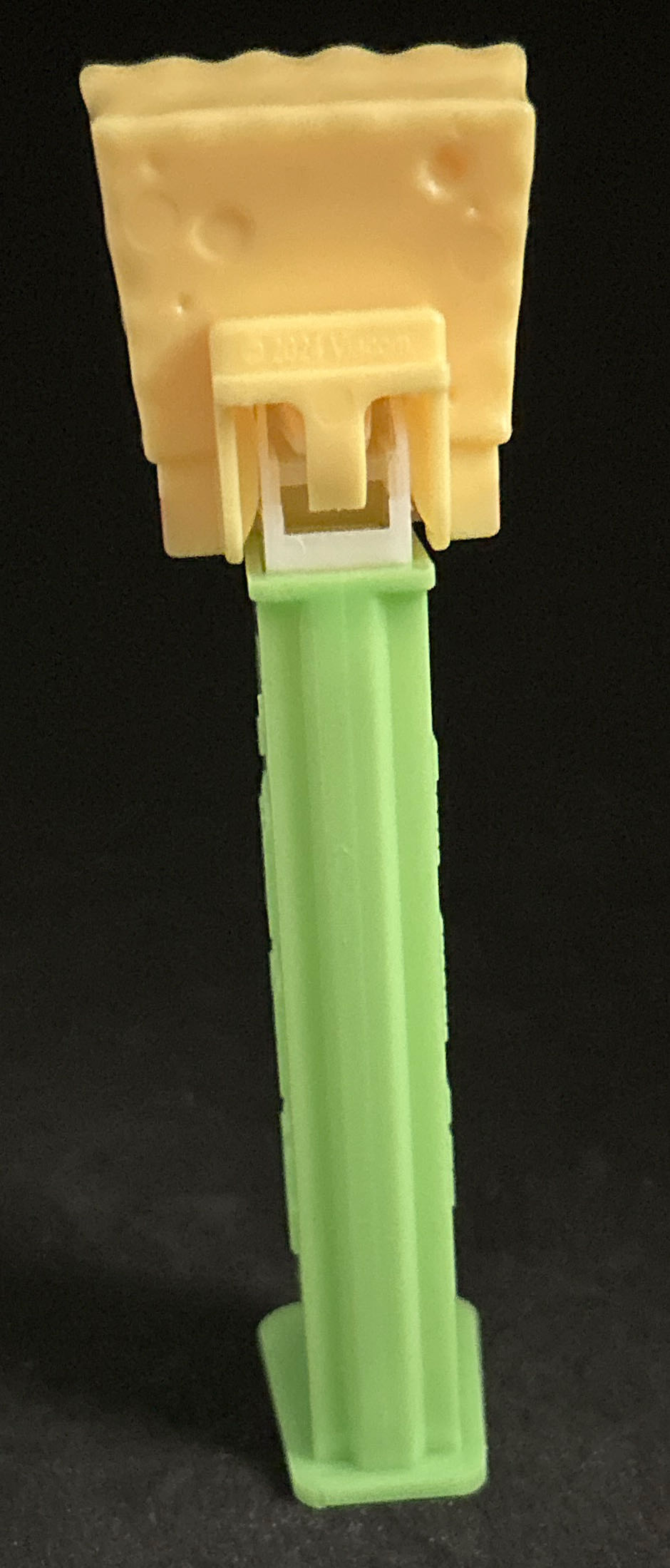 Sponge Bob Square Pants - Nerdy - Sponge Bob Square Pants pez collectible [Barcode 073621094246] - Main Image 2