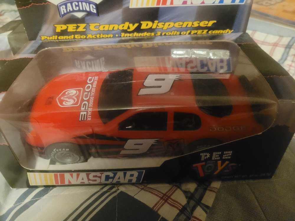 Valentine’s Day - Pink Crystal Heart - I <3 U - Target Value Pack