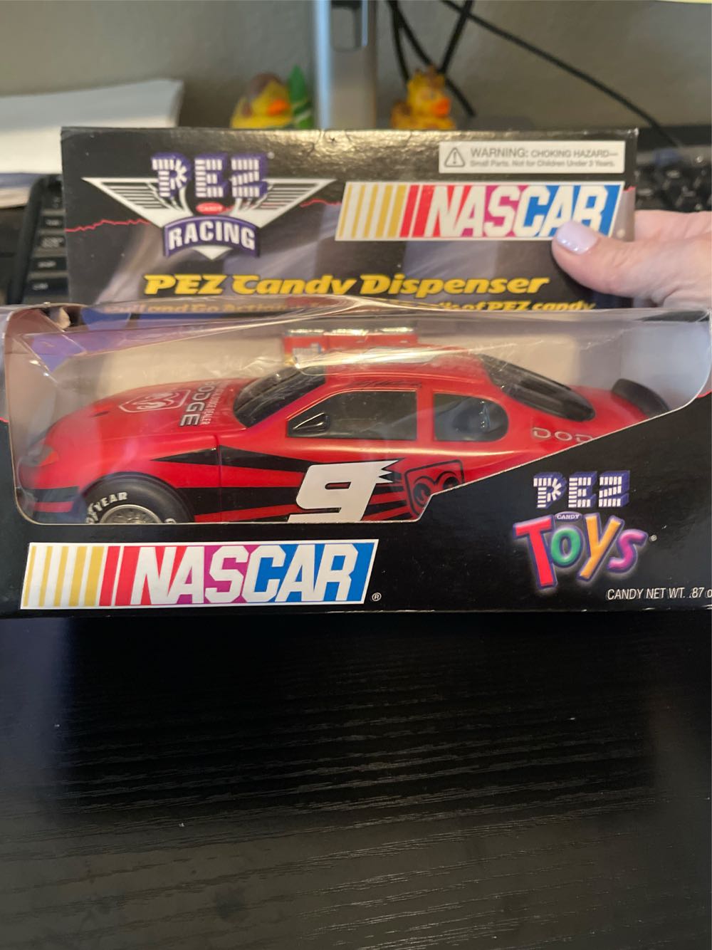 Nascar #9 Car  pez collectible [Barcode 073621009486] - Main Image 3