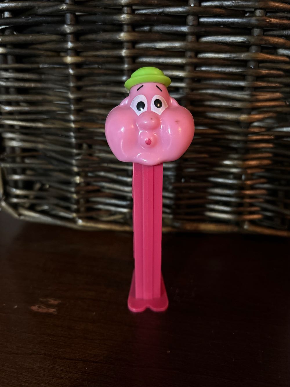 Christmas - Polar Bear, red & green hat, white stem