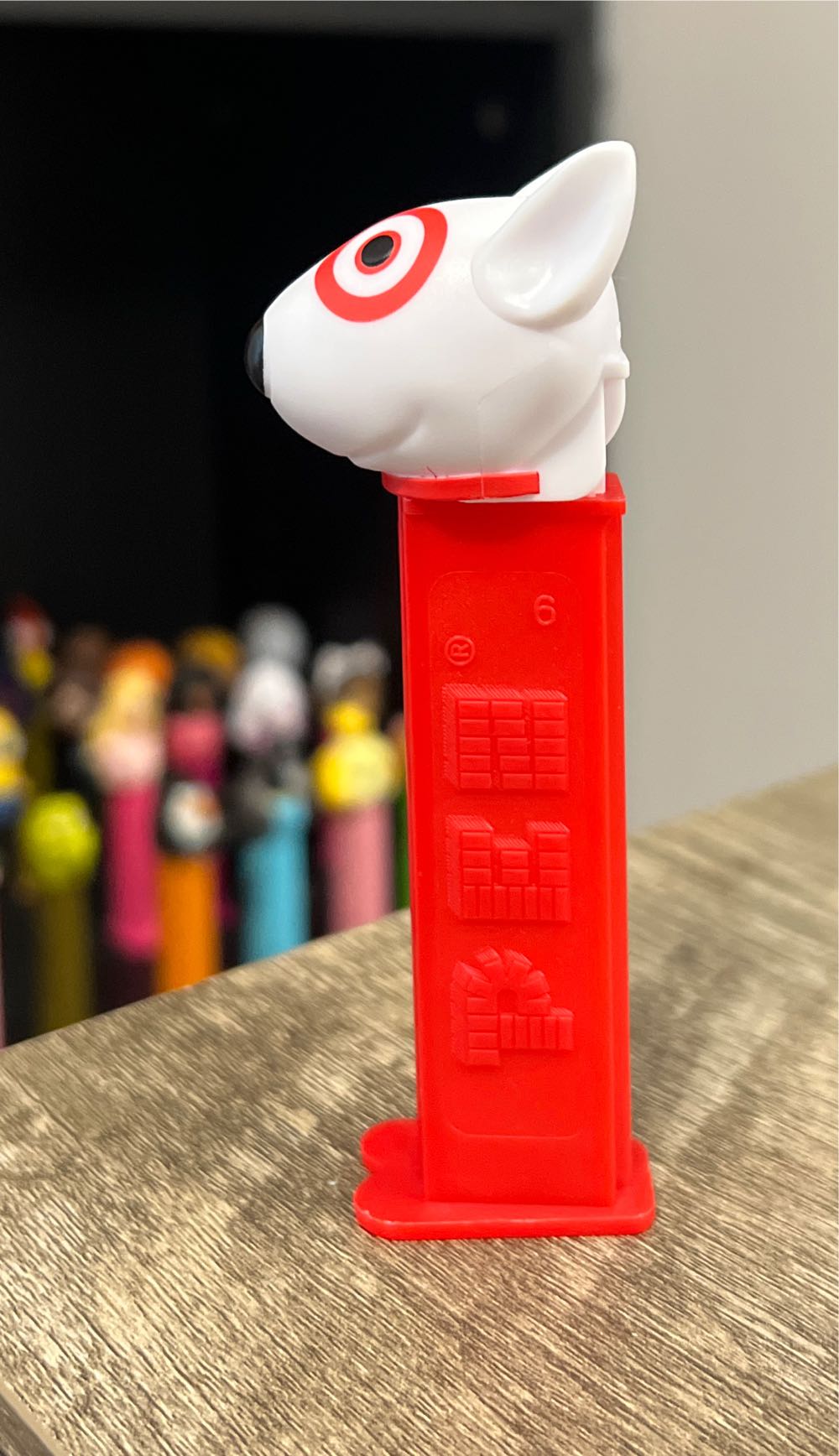 Target Bullseye Dog B - Advertising pez collectible - Main Image 4