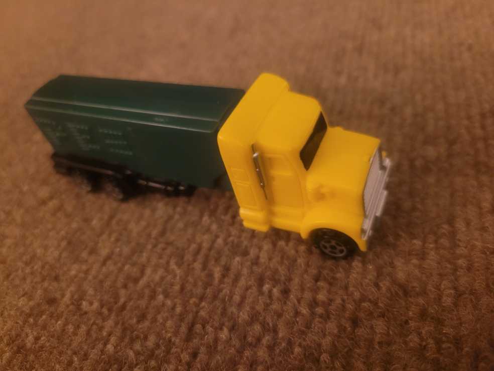 Truck E - PEZ Trucks pez collectible - Main Image 2