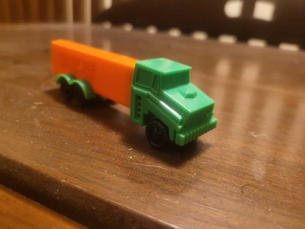 Truck Series B  pez collectible - Main Image 2