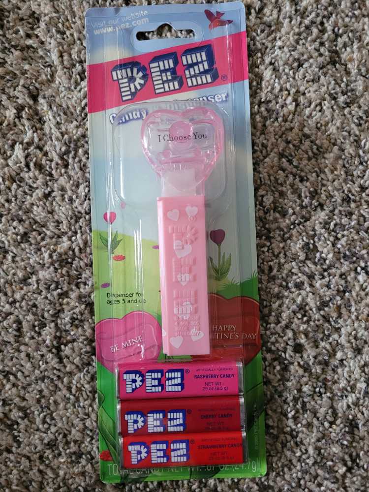 Emoji - Happy Valentines Day Red