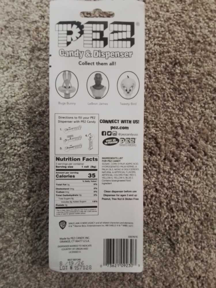 LeBron James Space Jam - Space Jam - A New Legacy: Warner Bros. pez collectible [Barcode 073621092303] - Main Image 2