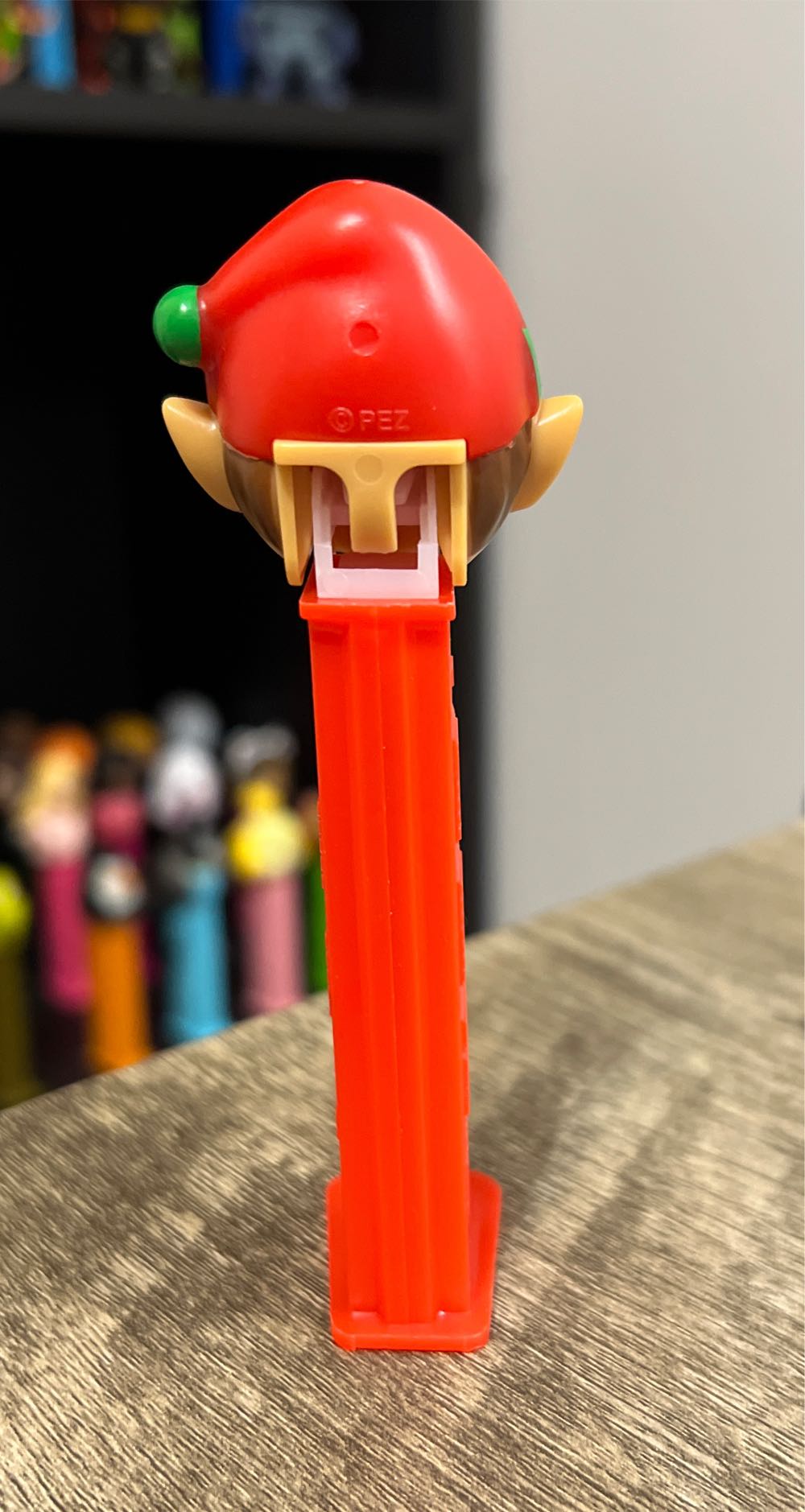 Elf Red Hat w Green 2024 - Christmas pez collectible - Main Image 3