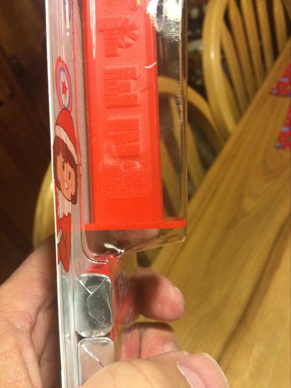 Limited Edition PEZ - Presenter Girl - Santa Hat - Seasonal pez collectible [Barcode 073621956438] - Main Image 4