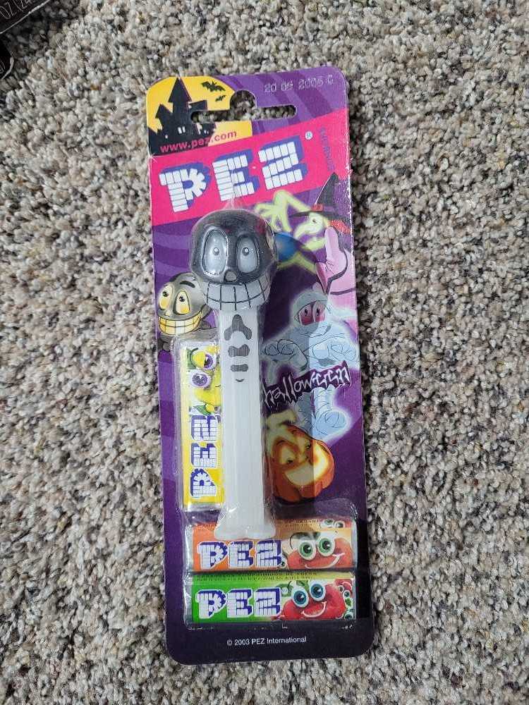 PEZemoji - Tongue Out