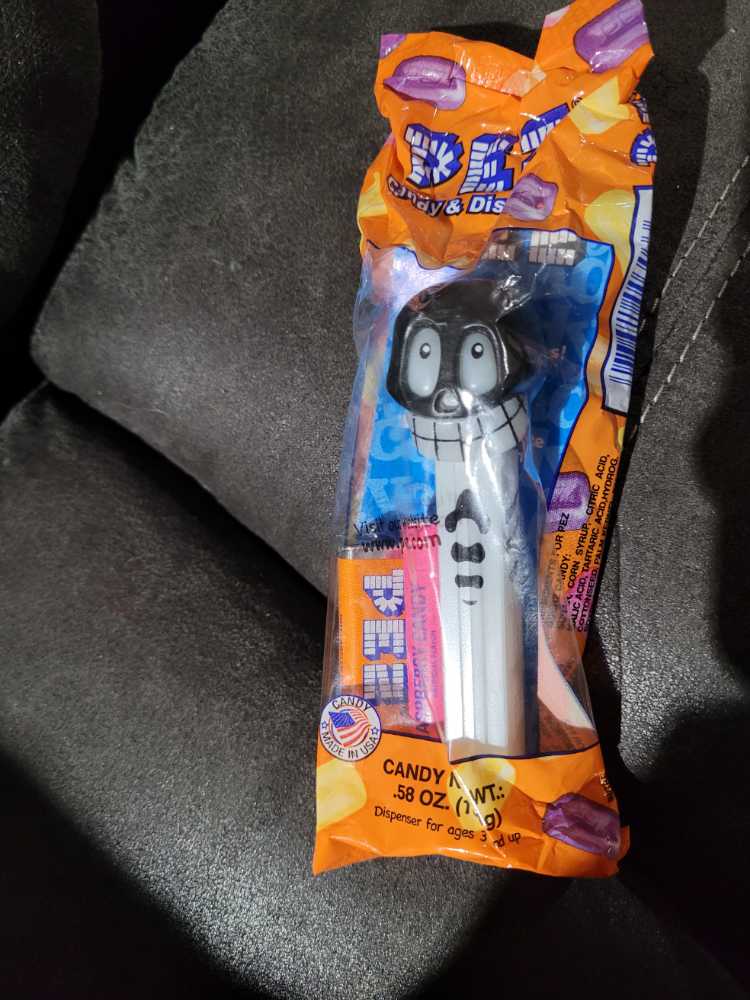 Halloween - Skelton   pez collectible [Barcode 9044400841000] - Main Image 2