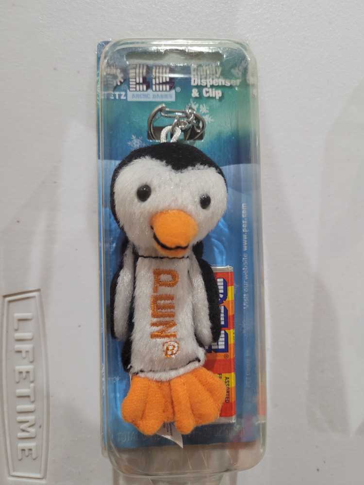 Happy Holidays Pokemon Pikachu with Stocking Cap Pez