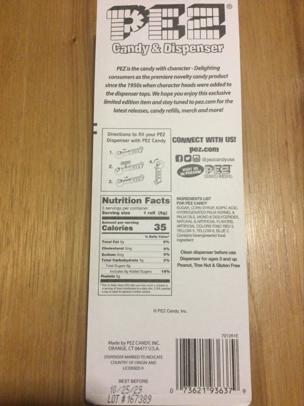 Christmas - Ugly Sweater Santa - Pez.com Exclusive pez collectible [Barcode 073621936379] - Main Image 3