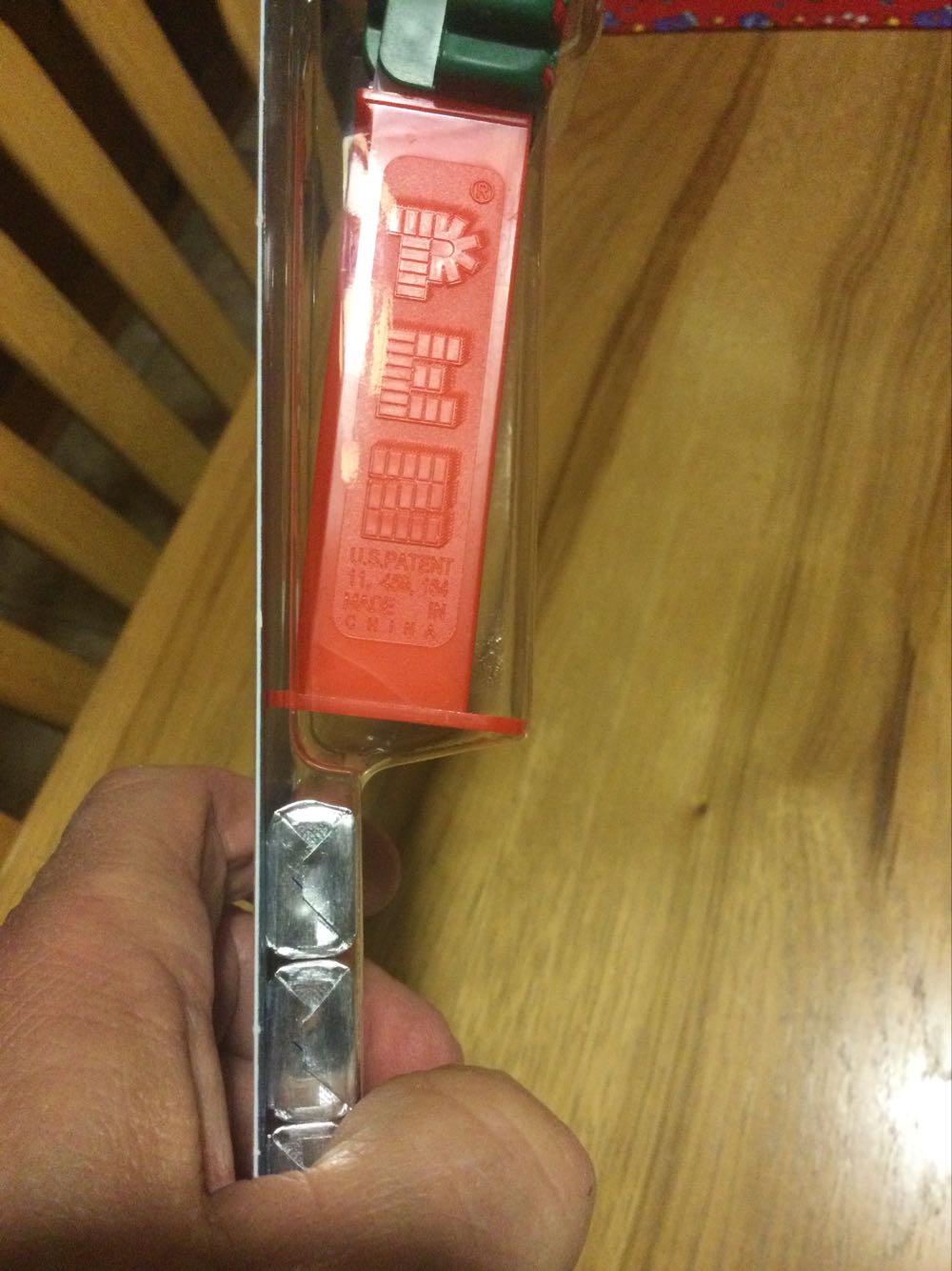 Christmas - Ugly Sweater Santa - Pez.com Exclusive pez collectible [Barcode 073621936379] - Main Image 4