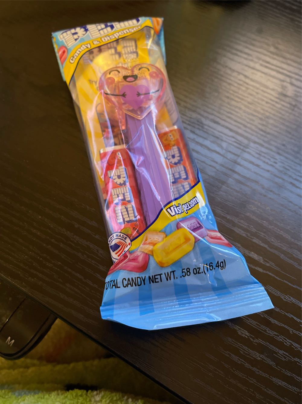 Valentine’s - Purple Hugging Crystal Heart - Valentine’s Day pez collectible - Main Image 3