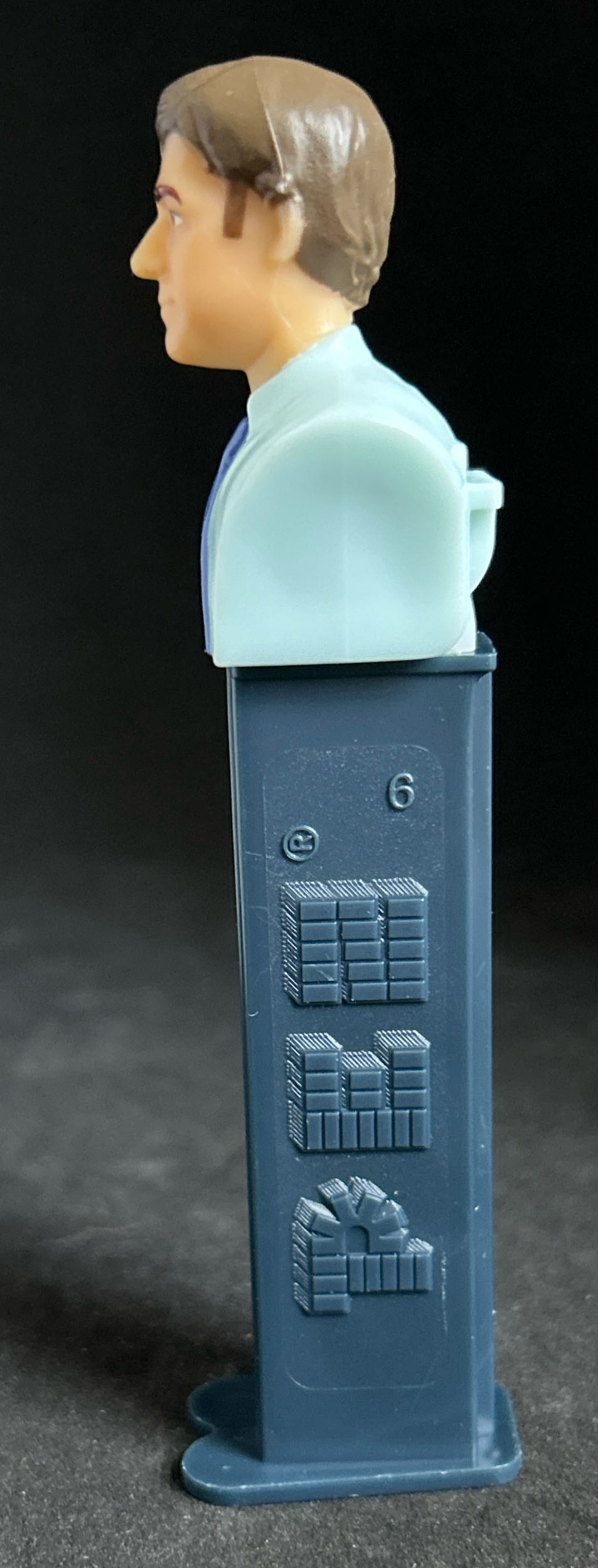 The Office - Jim Halpert, dk blue stem - Tv Show pez collectible [Barcode 073621012394] - Main Image 3