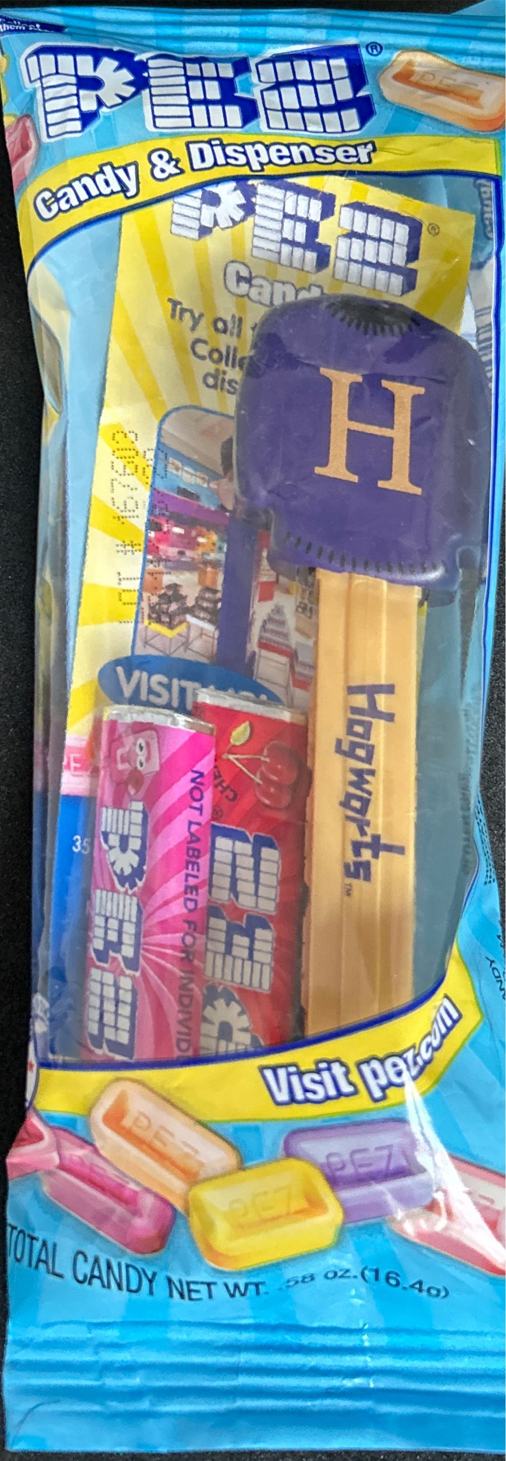 Harry Potter - Hogwarts Sweater  pez collectible [Barcode 073621090026] - Main Image 4