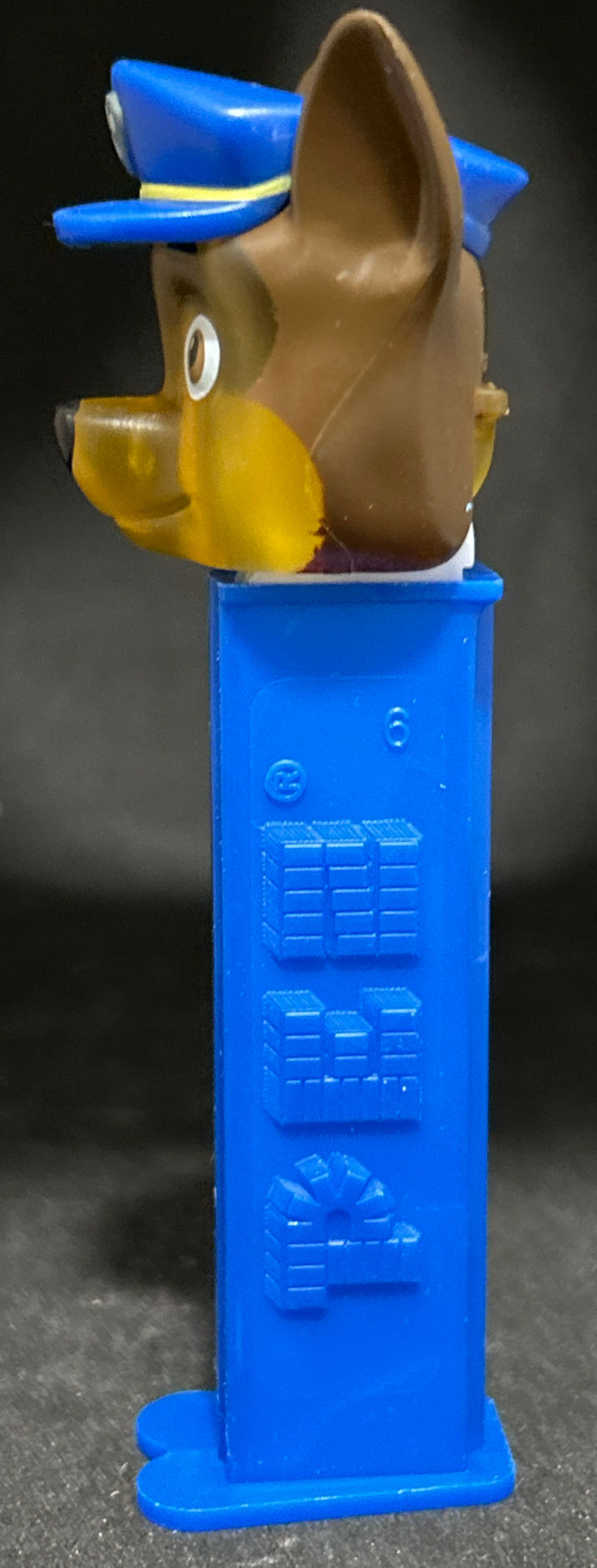 Paw Patrol - Chase - Paw Patrol pez collectible [Barcode 073621090026] - Main Image 3