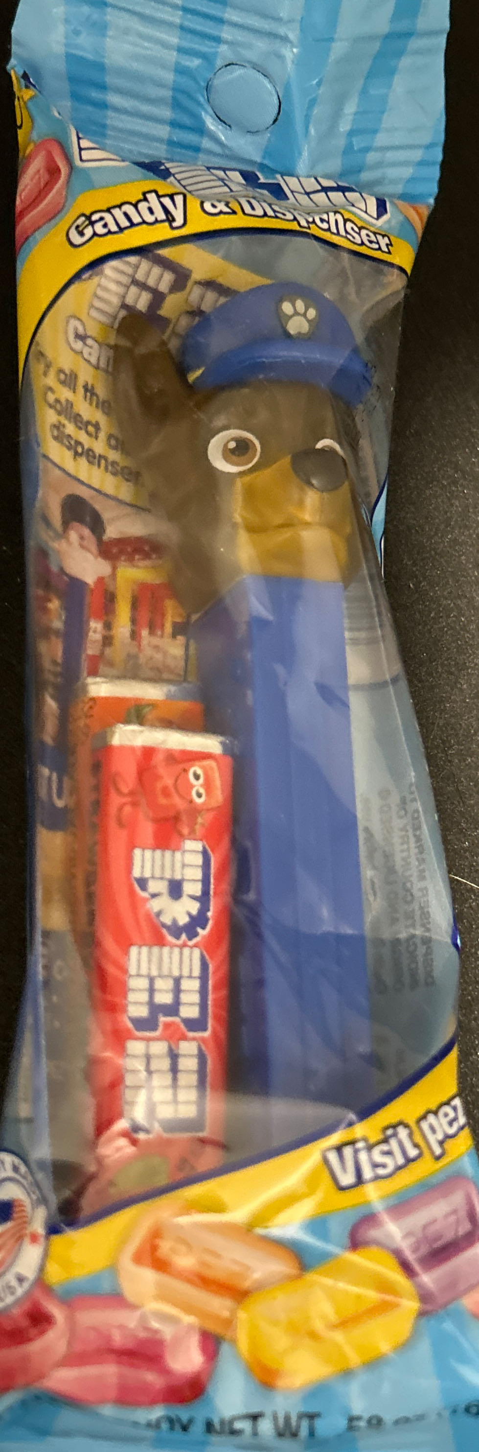 Paw Patrol - Chase - Paw Patrol pez collectible [Barcode 073621090026] - Main Image 4