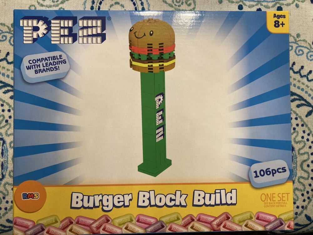 Block Build - Burger - Random pez collectible - Main Image 2