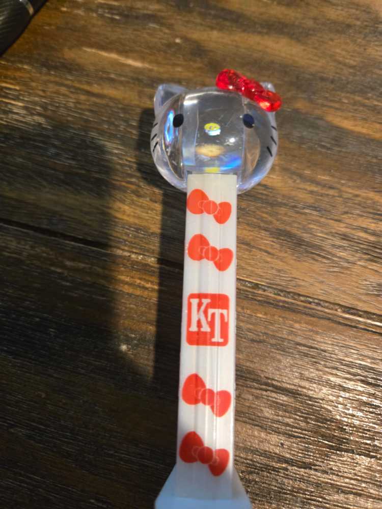 Valentine's Day- Pink Crystal Heart- Happy Valentine's Day