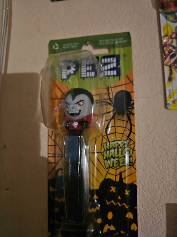 4x Happy Halloween ”vampire Pumpkin Ghost Bat” Otwarta Baza Cen W Polsce Czbprices  pez collectible [Barcode 9044400897854] - Main Image 3
