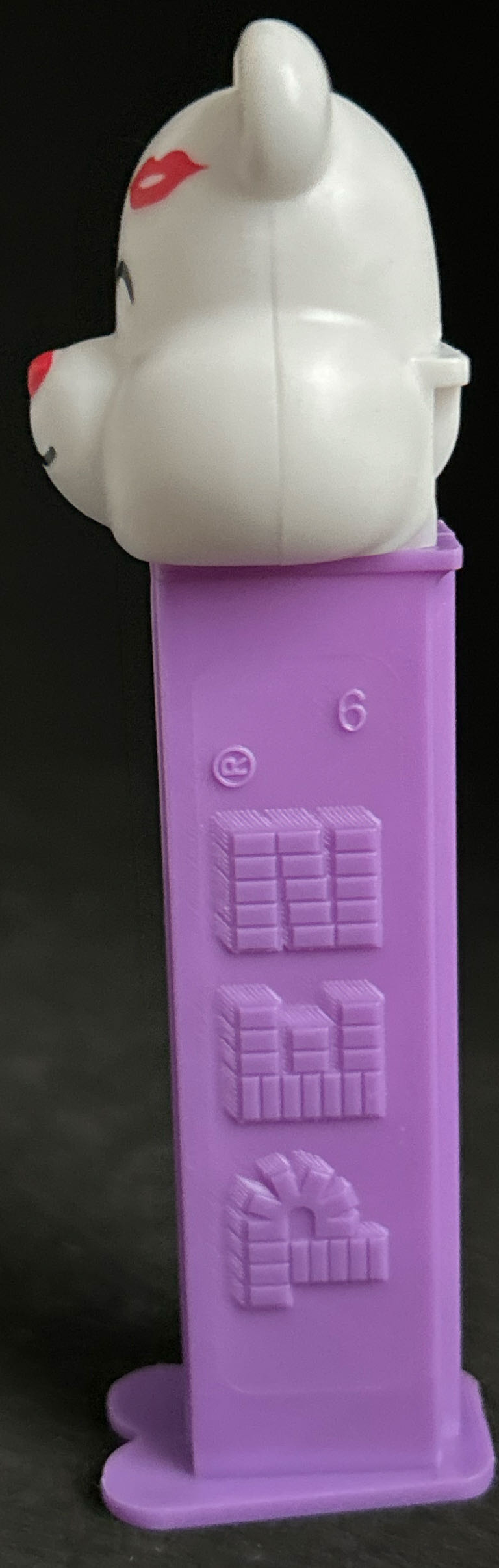 Valentine’s - Love Bear - Seasonal pez collectible [Barcode 073621092143] - Main Image 3