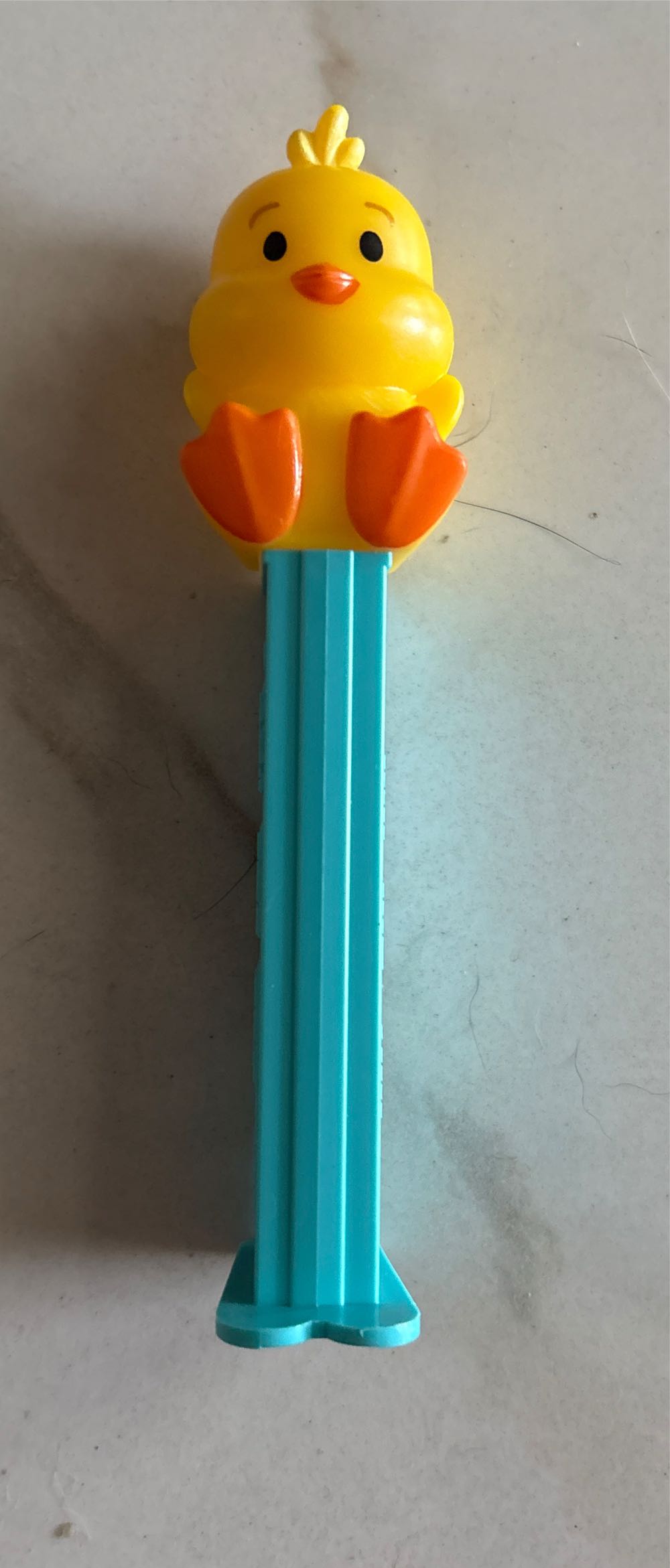 Chick - Easter pez collectible [Barcode 073621731462] - Main Image 2