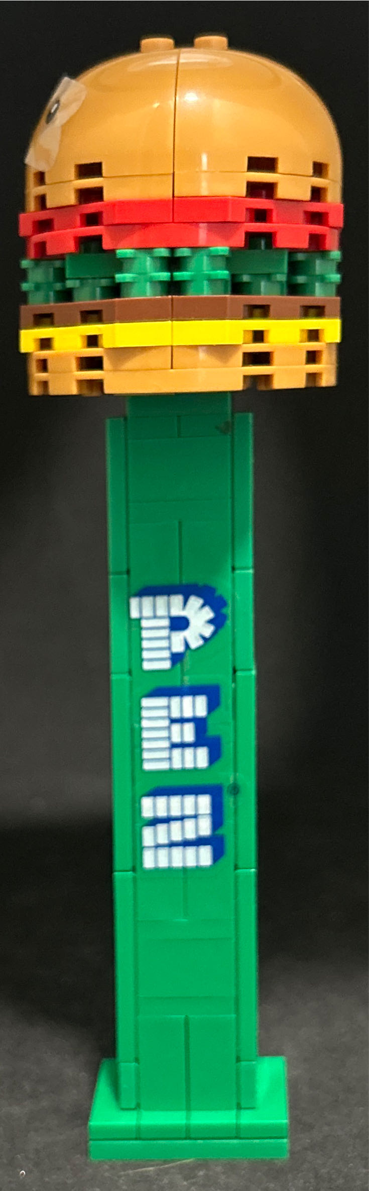 Hamburger - Block Built Kit - Food pez collectible [Barcode 840419707202] - Main Image 3