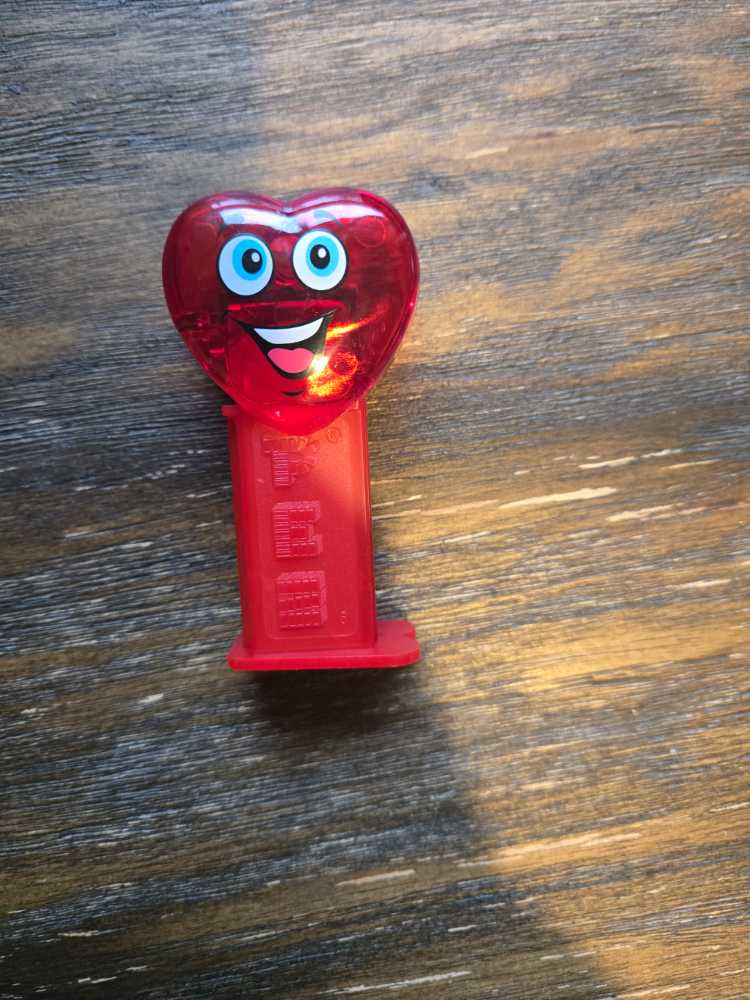 Pez Presenter Girl - Classic Medium Skin Tone