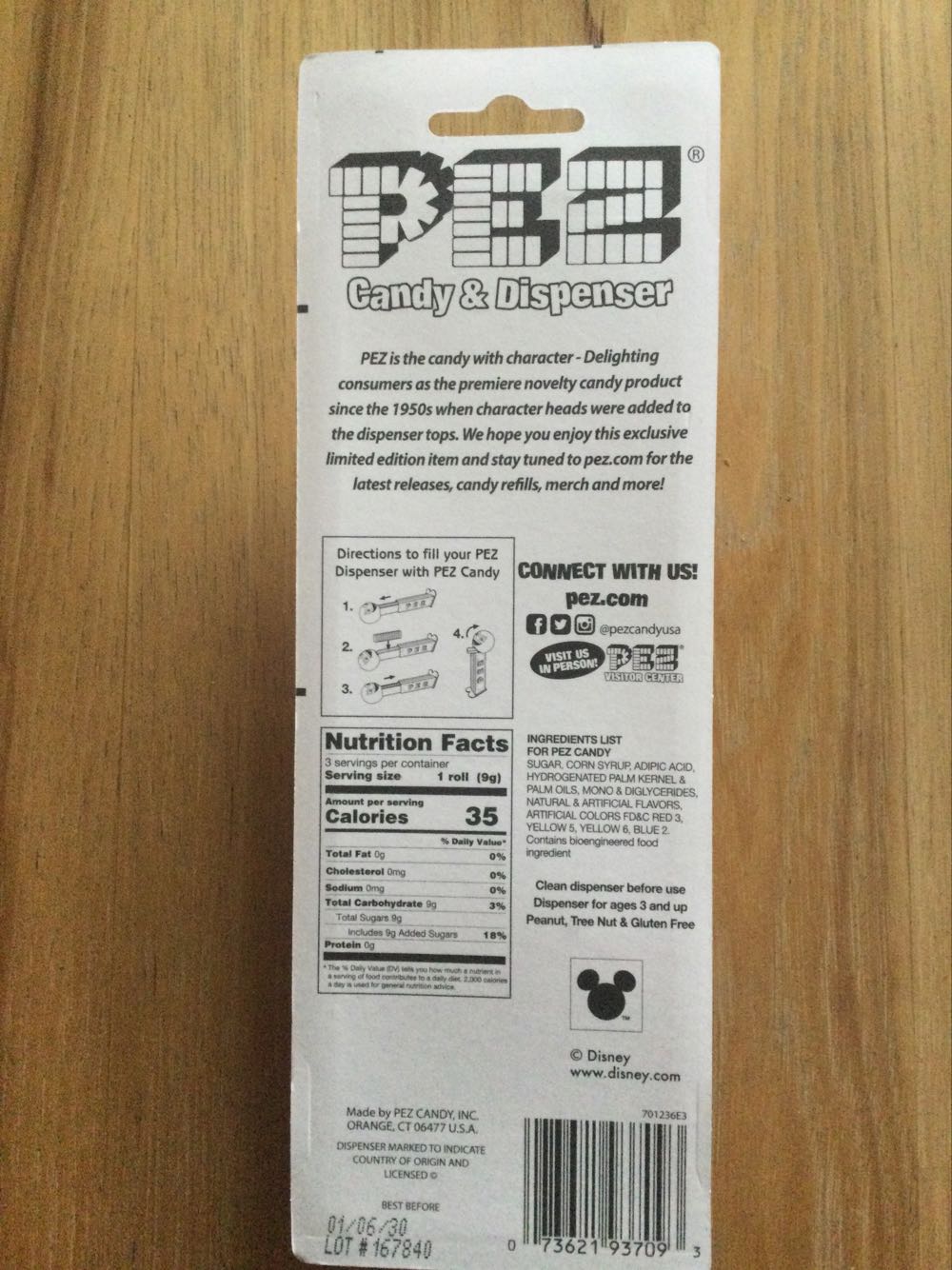 Lilo & Stitch - Stitch Valentine’s Day - Limited Edition pez collectible [Barcode 073621937093] - Main Image 3