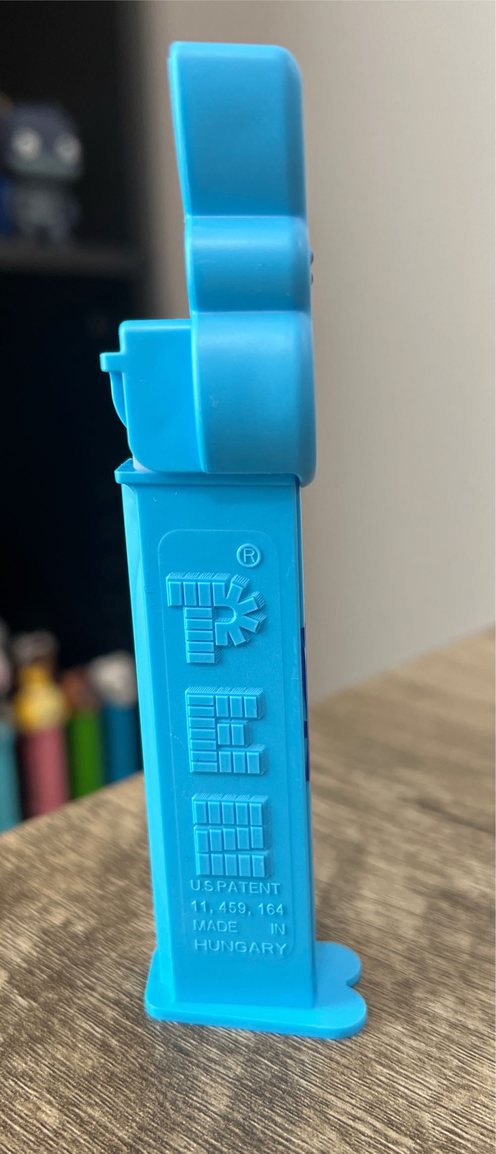 Peeps Yellow Bunny - Easter pez collectible - Main Image 2