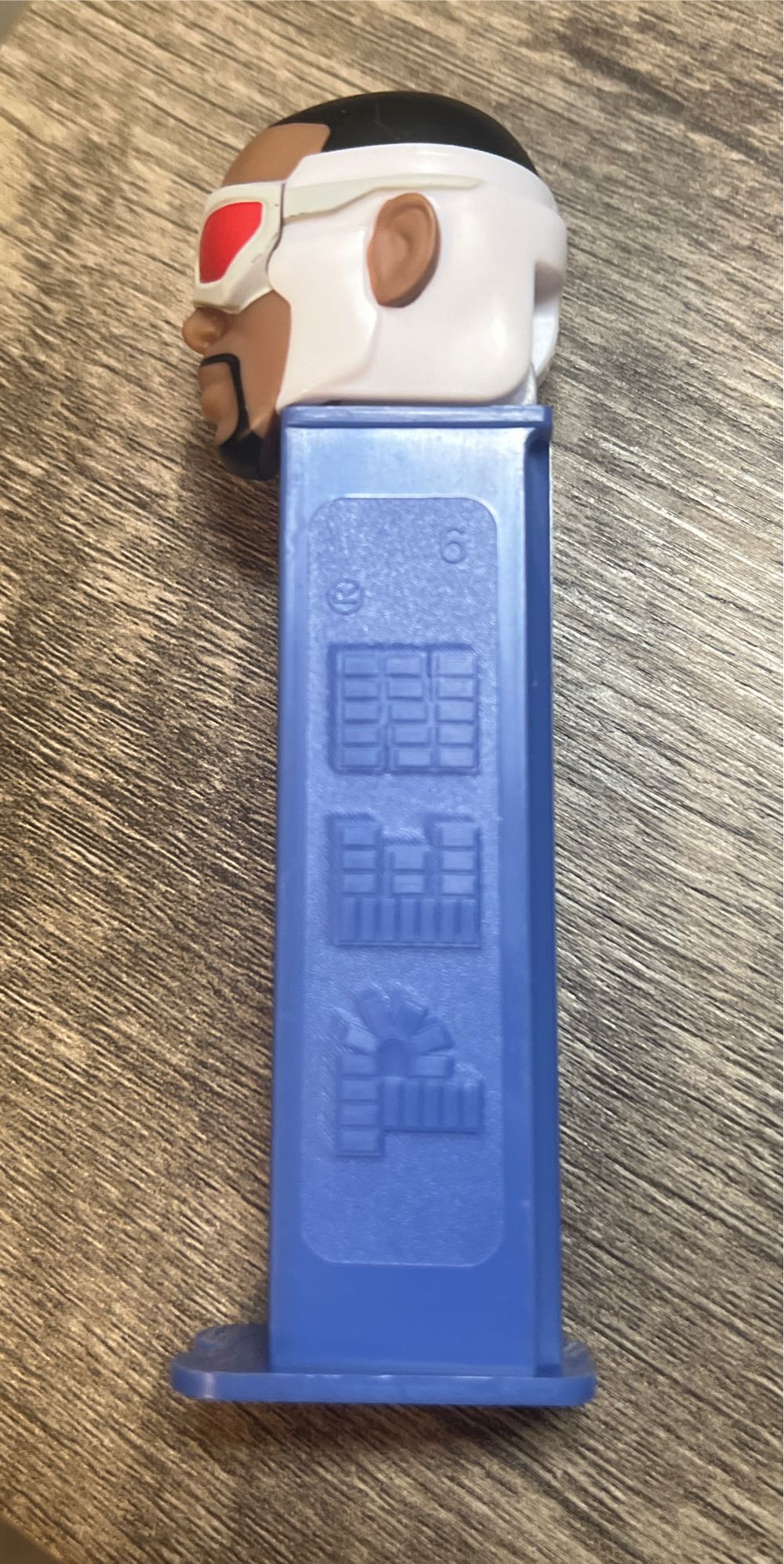 Captain America - Sam Wilson - Marvel - Marvel pez collectible - Main Image 4