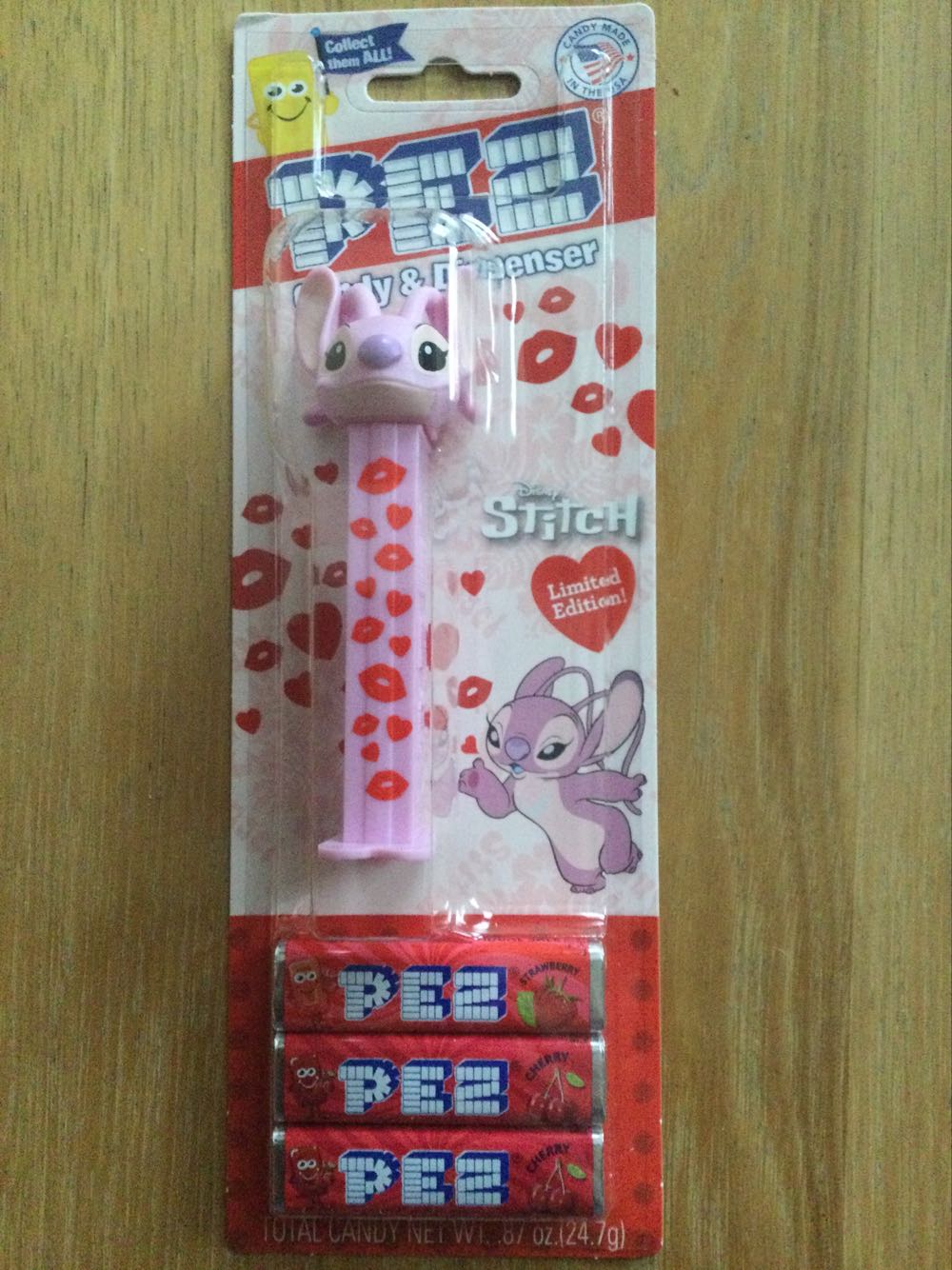 Valentine - Stitch Angel - Holidays pez collectible [Barcode 073621937093] - Main Image 3