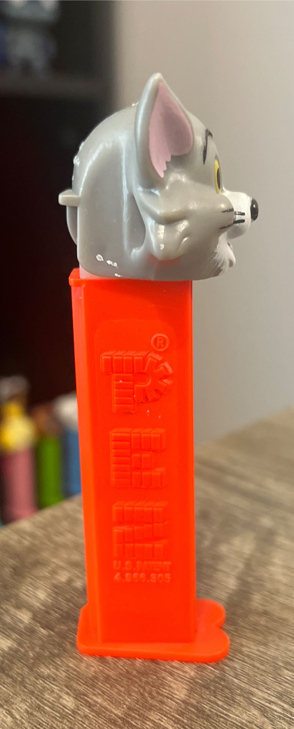 Tom D - MGM pez collectible - Main Image 2