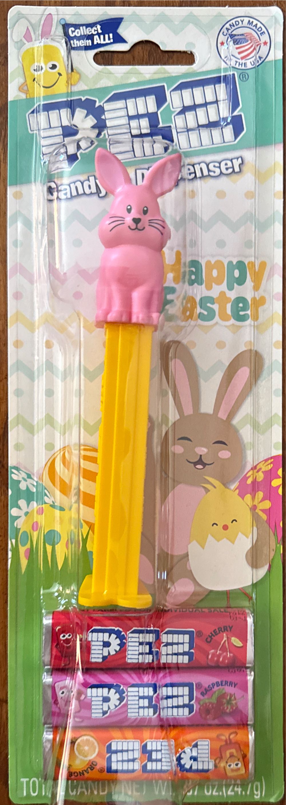Sitting Bunny - Easter pez collectible [Barcode 073621092433] - Main Image 2