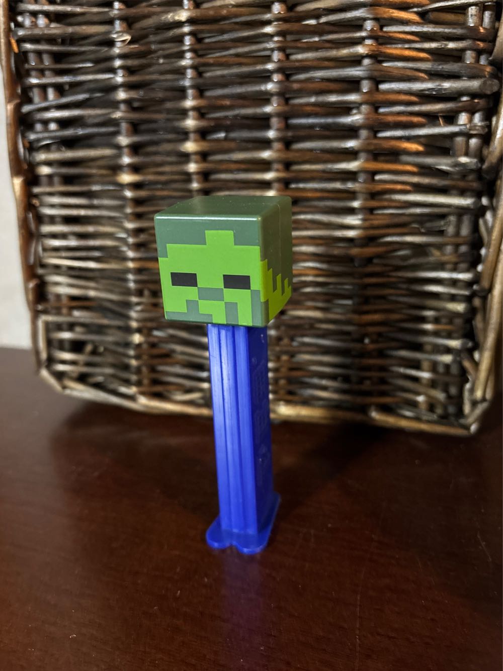 Disney Villains Disney Parks Figpin #646 Maleficent Pin Limited Release Exclusive Lr New 646