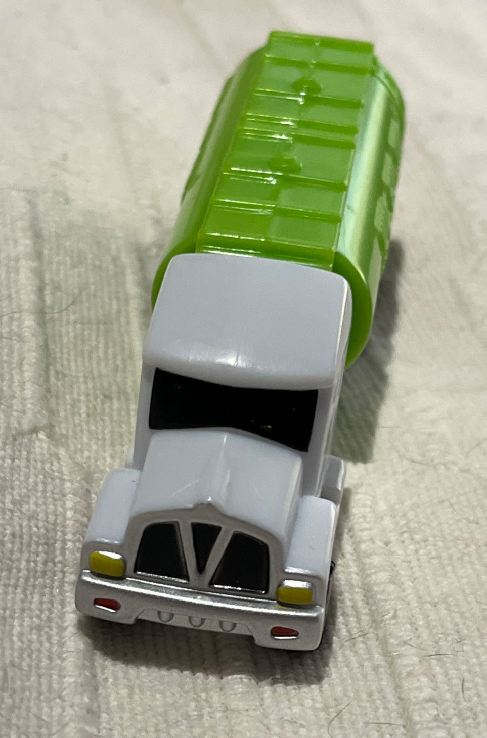 Truck - Green 1 - PEZ Trucks pez collectible - Main Image 2