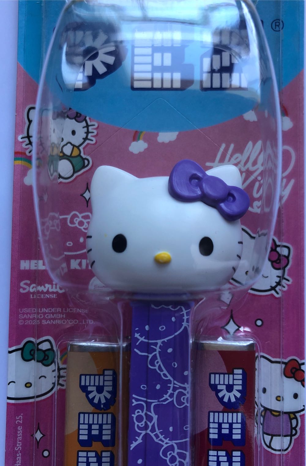 Hello Kitty Prints All Over - Hello Kitty pez collectible - Main Image 2