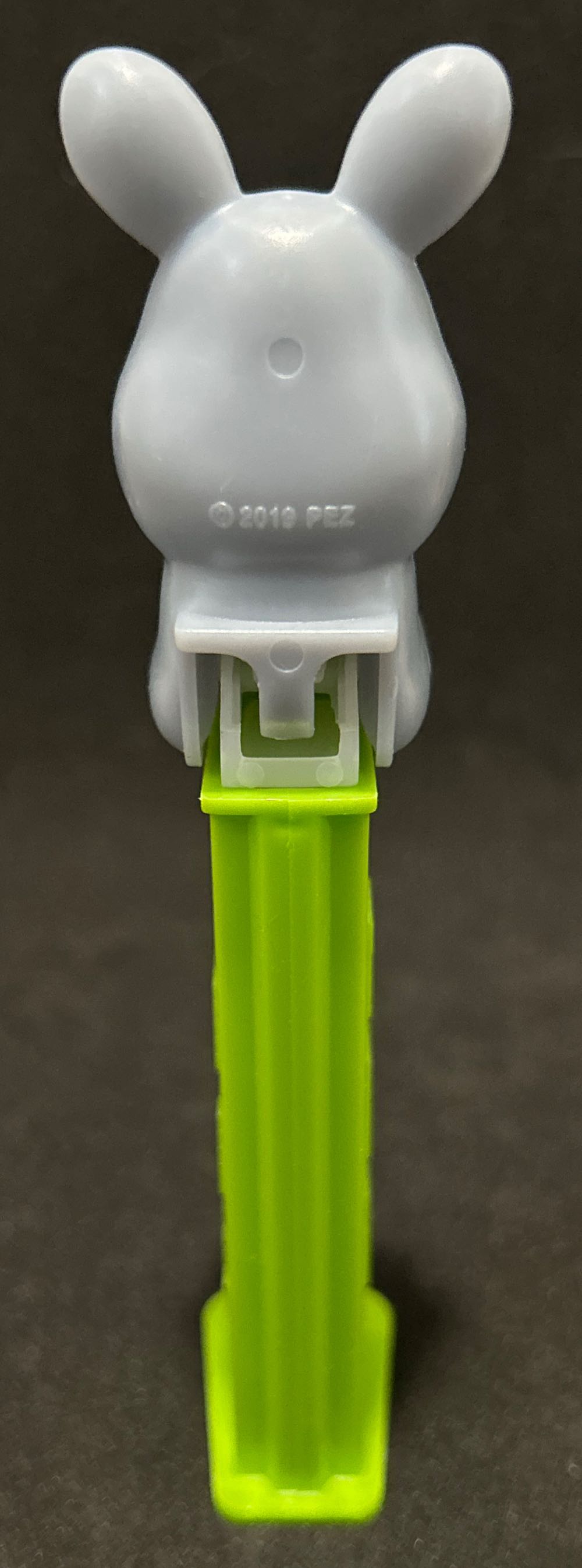 Easter - Bunny 2, gray/green - Seasonal pez collectible [Barcode 073621092433] - Main Image 2