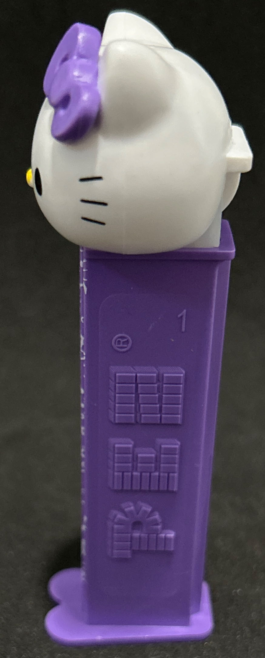 Hello Kitty - Hello Kitty All Over Stem Print - Hello Kitty pez collectible [Barcode 073621091504] - Main Image 3