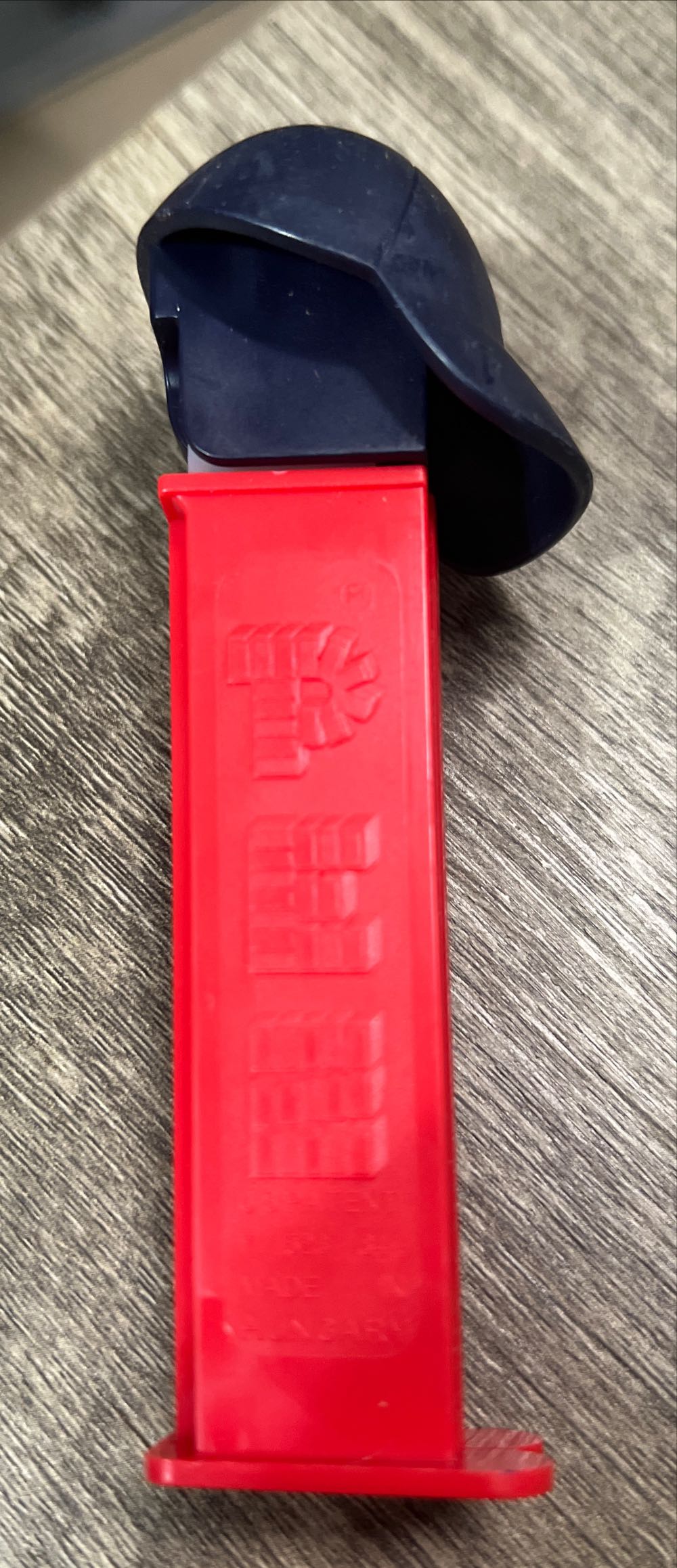 MLB - Boston Red Sox Cap - Sports - Baseball pez collectible - Main Image 2