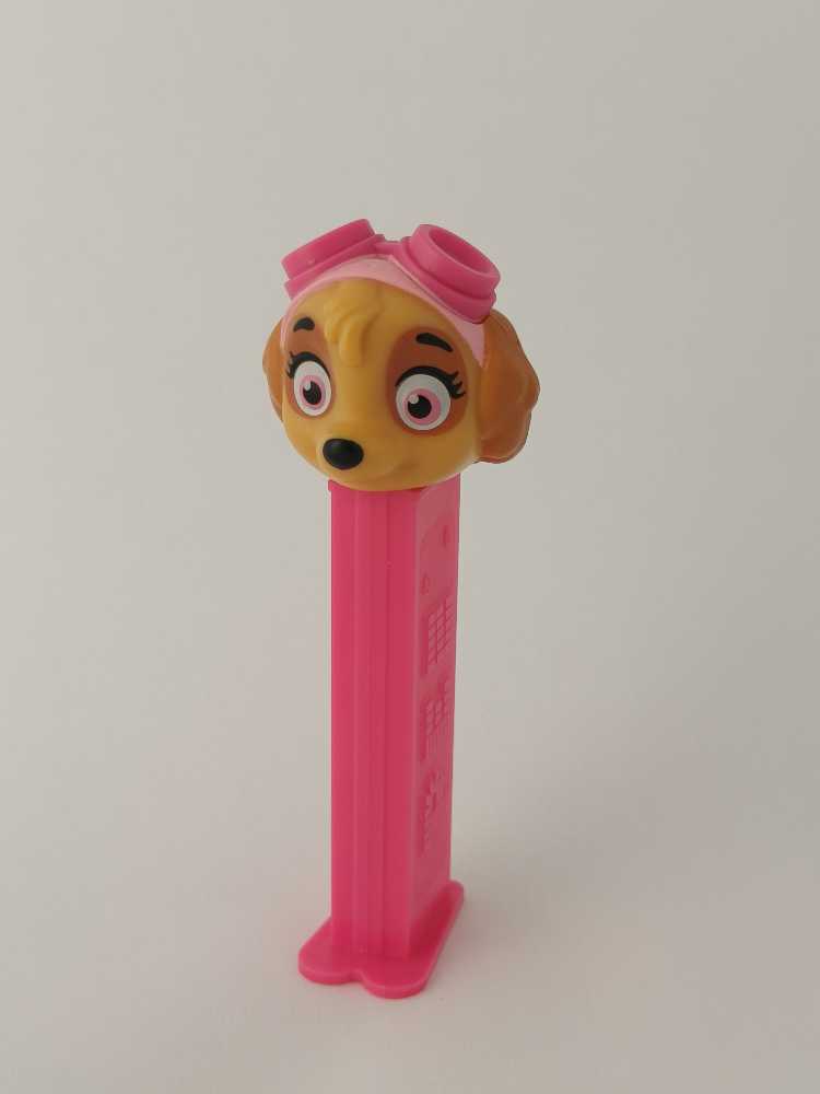 Hello Kitty Crystal With Cathy Kt On Stem