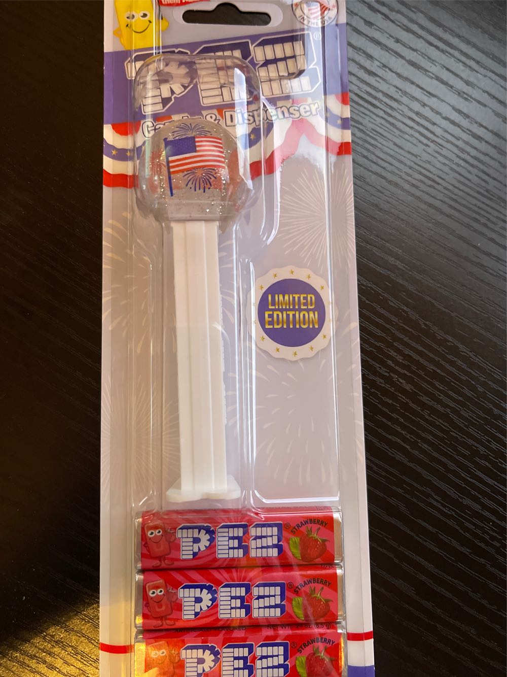 USA Flag Crystal Ball (White Stem) - Fourth of July pez collectible [Barcode 073621936553] - Main Image 2