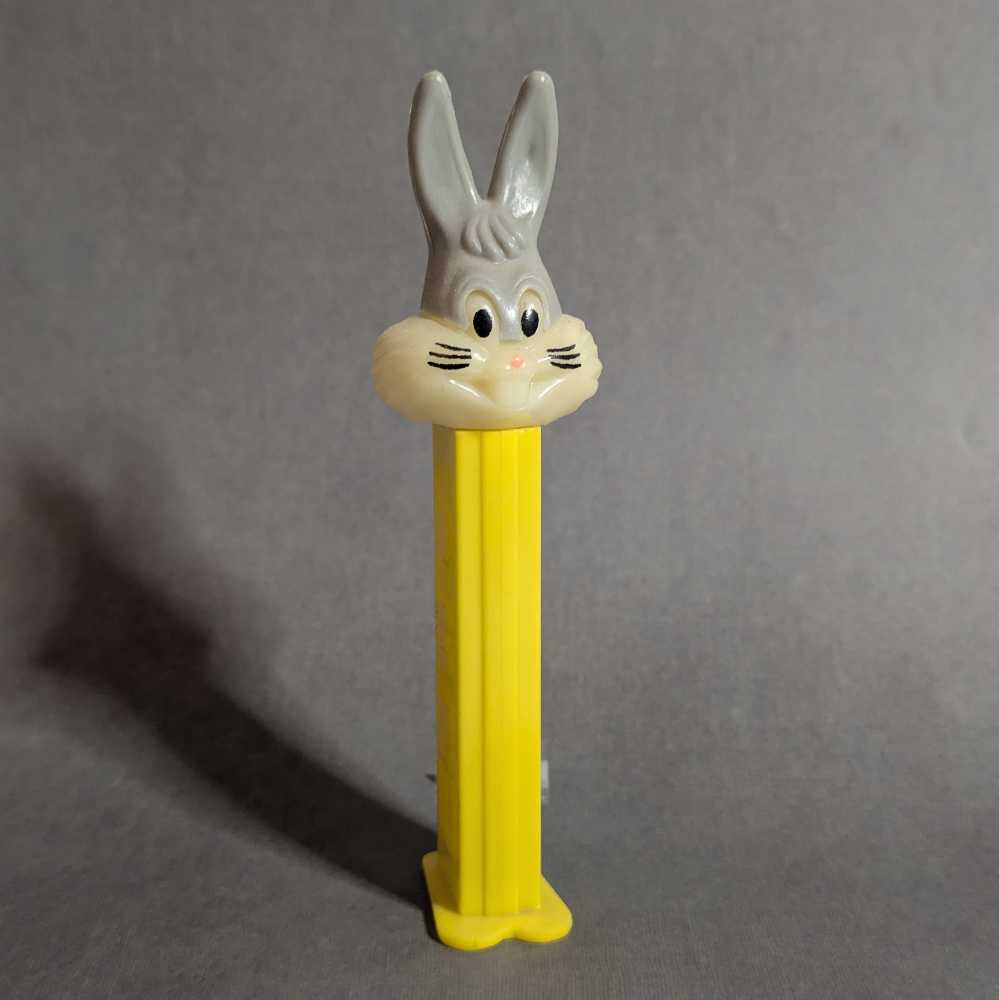 Looney Tunes - Bugs Bunny A - Movies & TV - Warner Bros. pez collectible - Main Image 2
