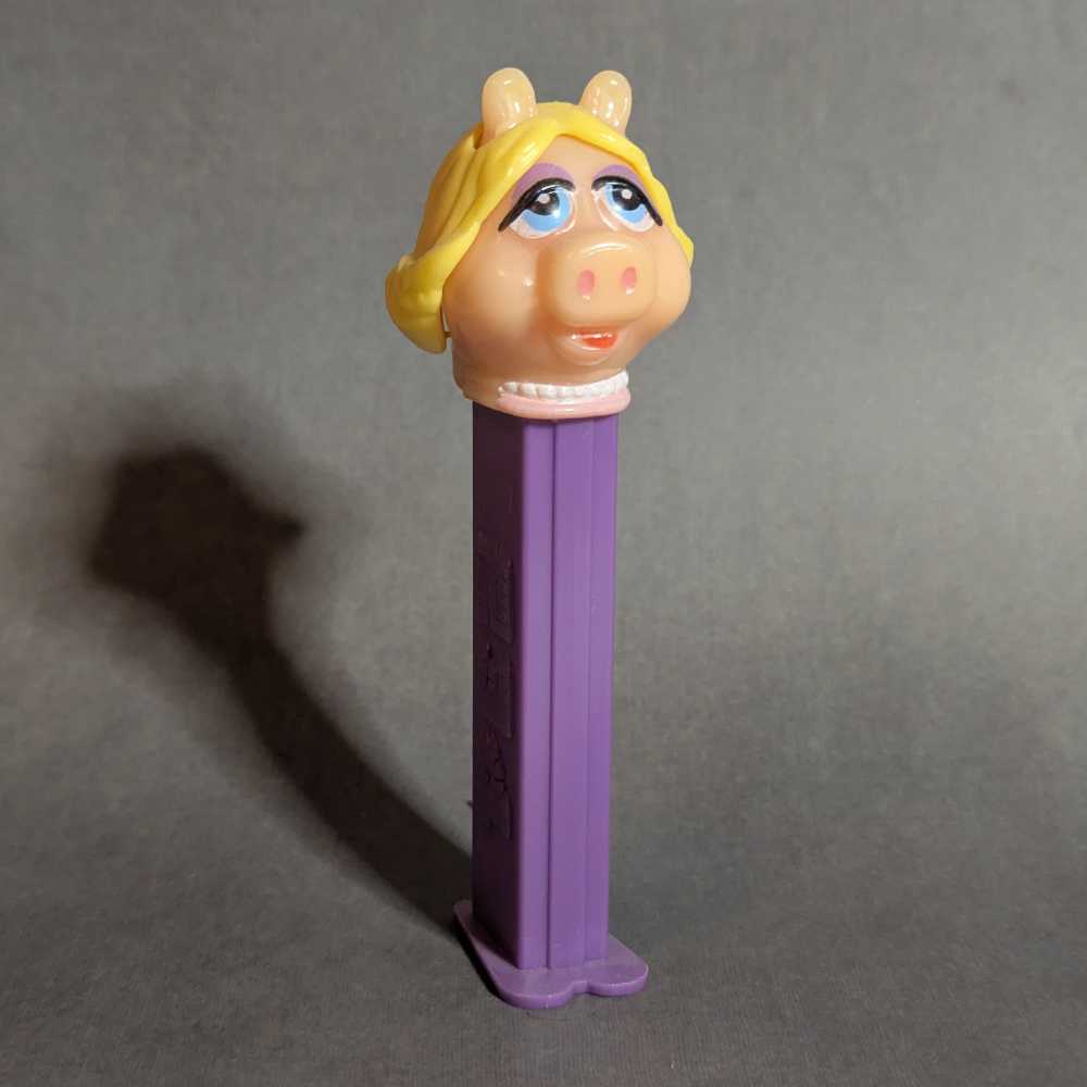 Miss Piggy A - Muppets pez collectible - Main Image 2