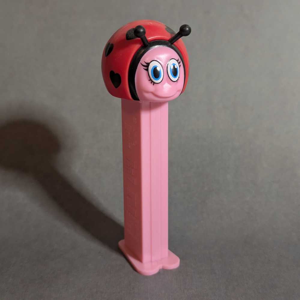 Valentine - Ladybug  - Holiday pez collectible - Main Image 2