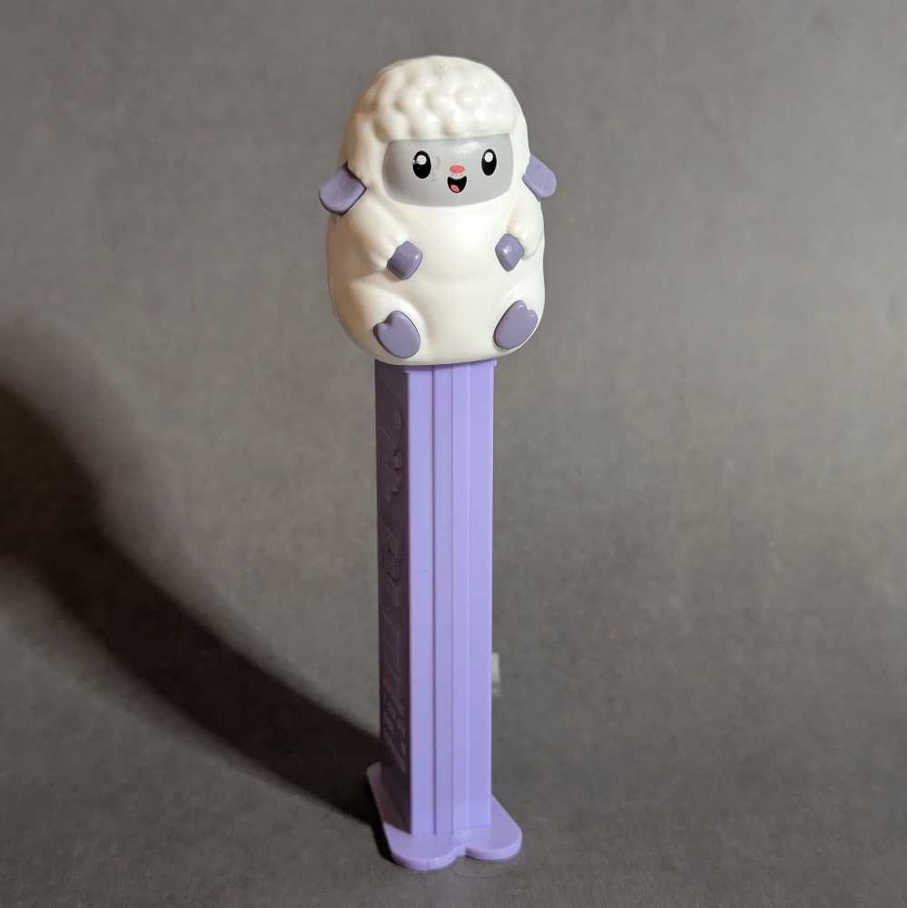 Easter - Lamb E - Holiday pez collectible - Main Image 2