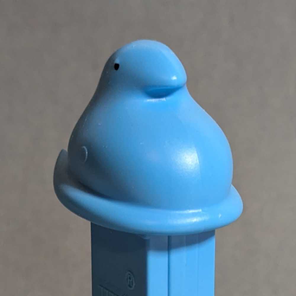 Pez Presenter Girl - Classic Medium Skin Tone