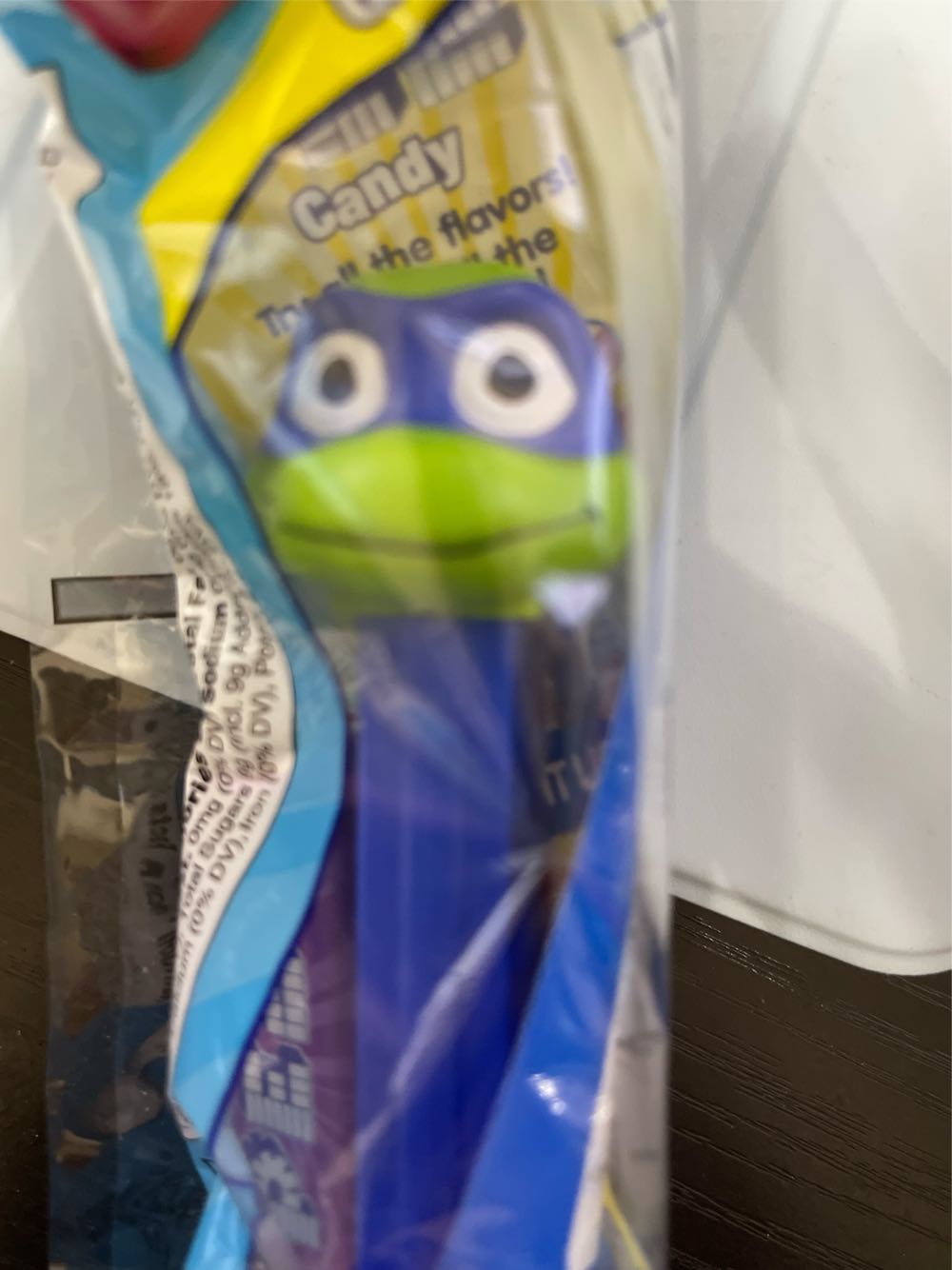 Teenage Mutant Ninja Turtles - Leonardo - Teenage Mutant Ninga Turtles pez collectible [Barcode 073621090026] - Main Image 2